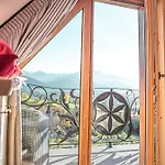 Jankes Villa *